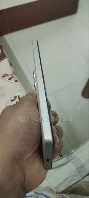 New Vivo Y11 32 GB Bronze