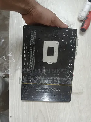 Gigabyte H81M Motherboard, i3 4th Gen Processor, and RAM Combo