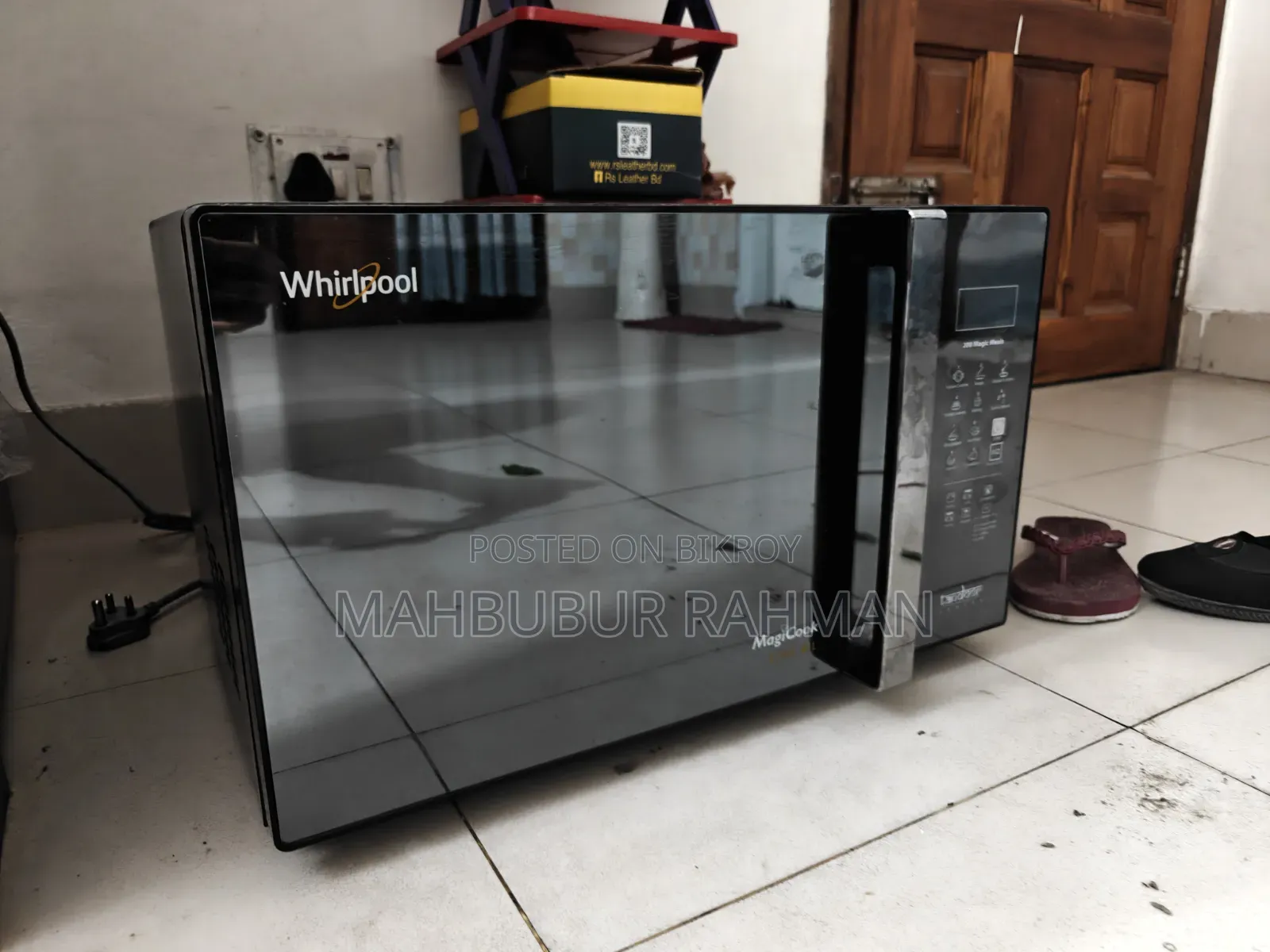 Whirlpool 30l ওভেন বিক্রি করা হবে।