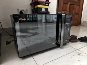 Whirlpool 30l ওভেন বিক্রি করা হবে।