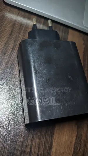 Baseus 45w Type C+A ডিসপ্লে সহ