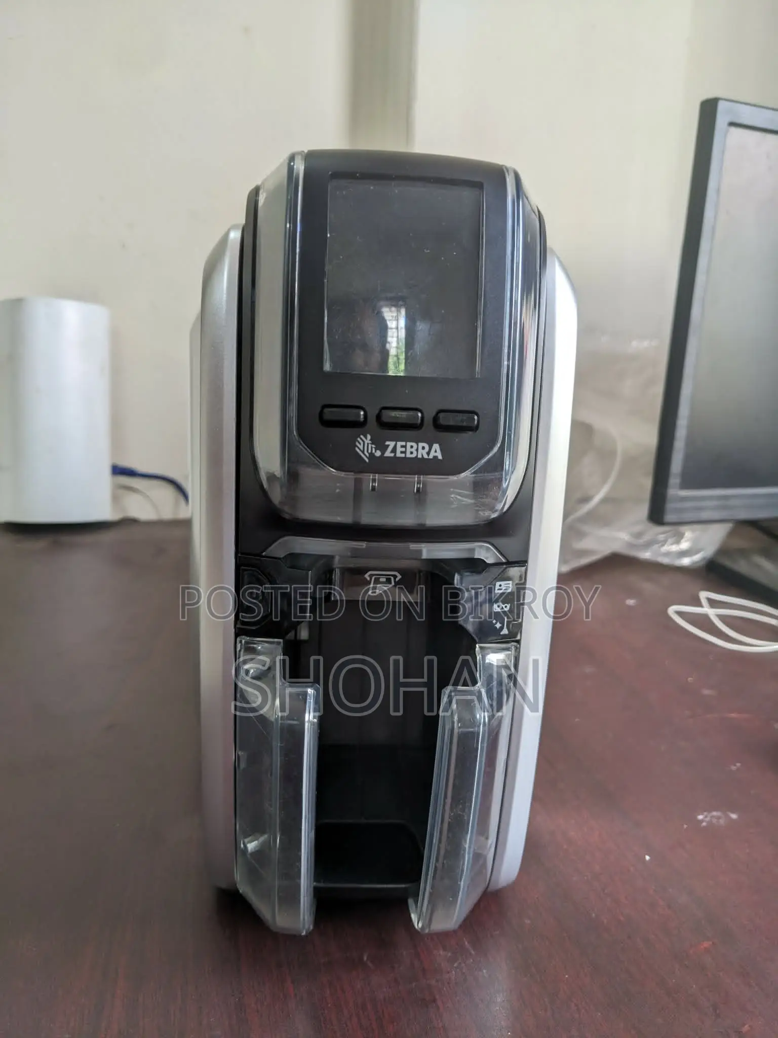 Zebra Zc300 Dual-Sided Id Card Printer