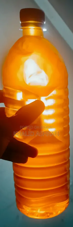 ১০০% খাঁটি দেশি সরিষার তেল।