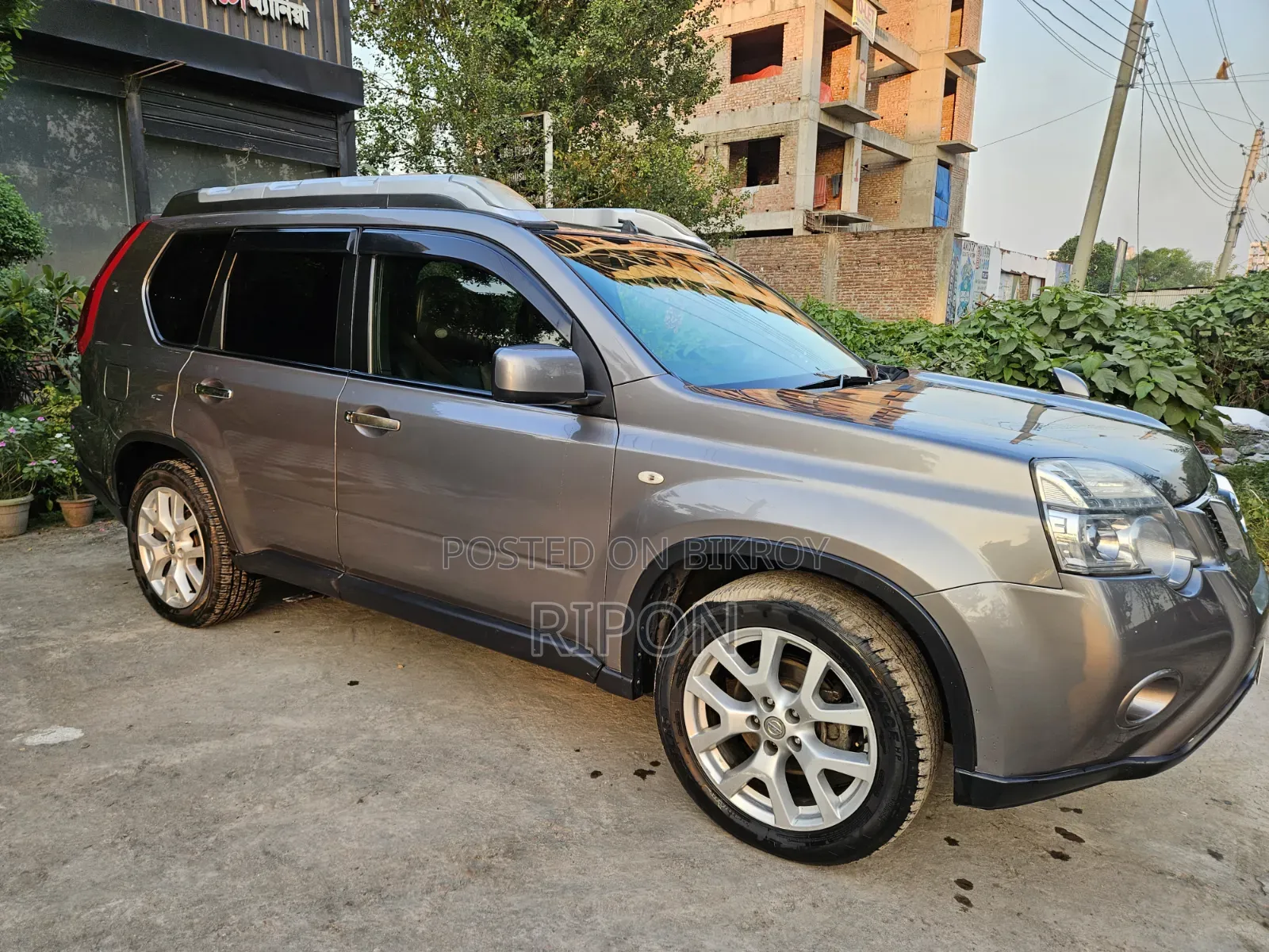Nissan X-Trail 2.0 Petrol FWD 2013 Gray