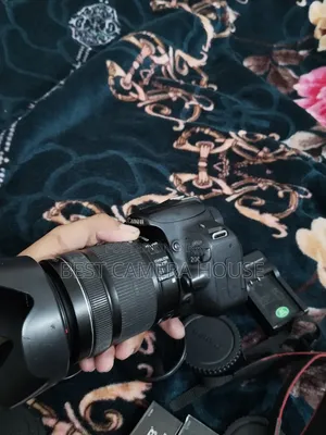 200d+18-135mm.Stm