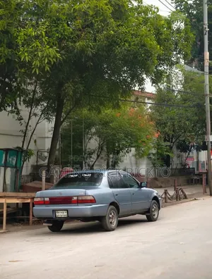 Toyota Corolla Automatic 1995 Gray