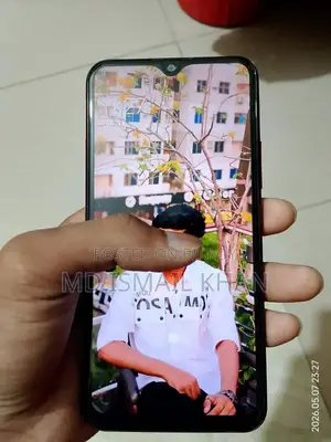 Vivo Y11 32 GB Purple