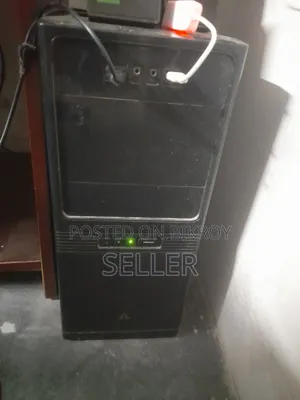 Desktop Computer Gigabyte GB-BLCE-4105 8GB Intel Core I5 HDD 512GB