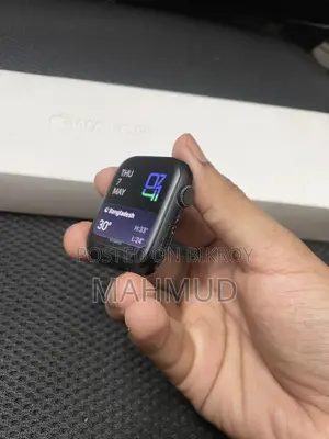 Apple Watch Series 7 (45 mm)