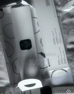 Apple Watch SE 2nd Gen (Like New Scratchless- From Singapore)