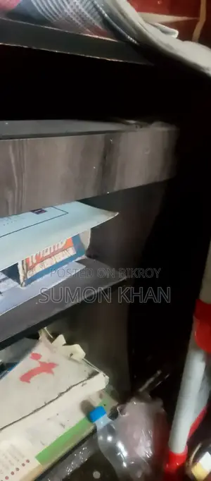 কম্পিউটার টেবিল