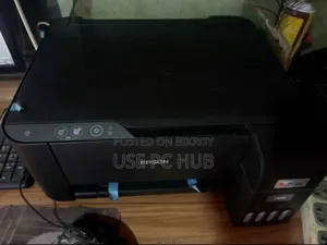 Photo Studio's Setup - Pc, 28 Monitor, Laminator, Printer