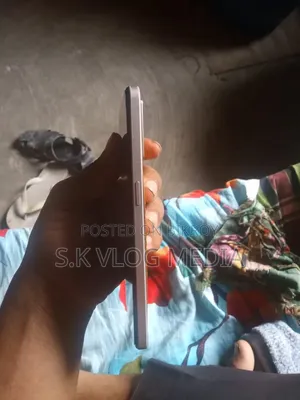 Oppo F21 Pro 128 GB Orange