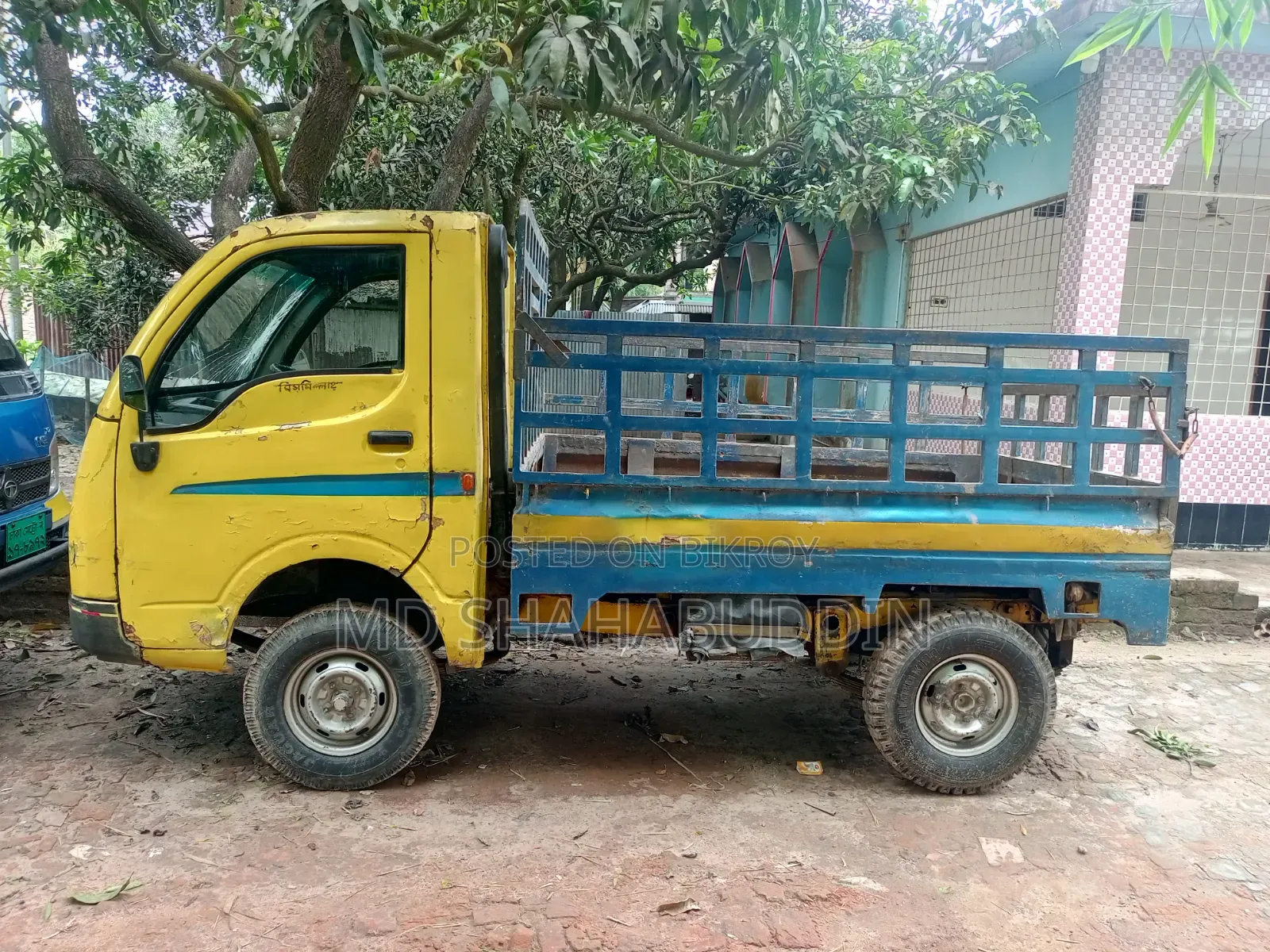 Pickup Truck