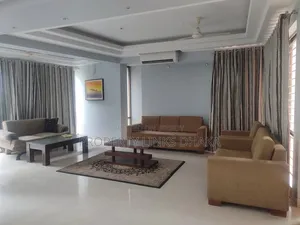 Furnished 4bdrm Apartment in Property Links Dhaka, Gulshan for Rent