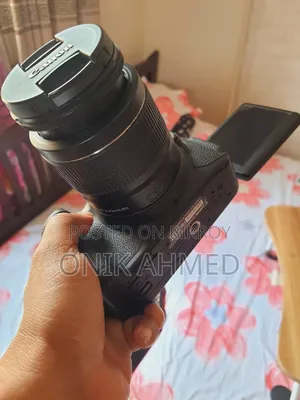 Canon 700d Touchscreen Dslr With Lens