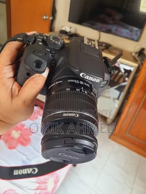Canon 700d Touchscreen Dslr With Lens