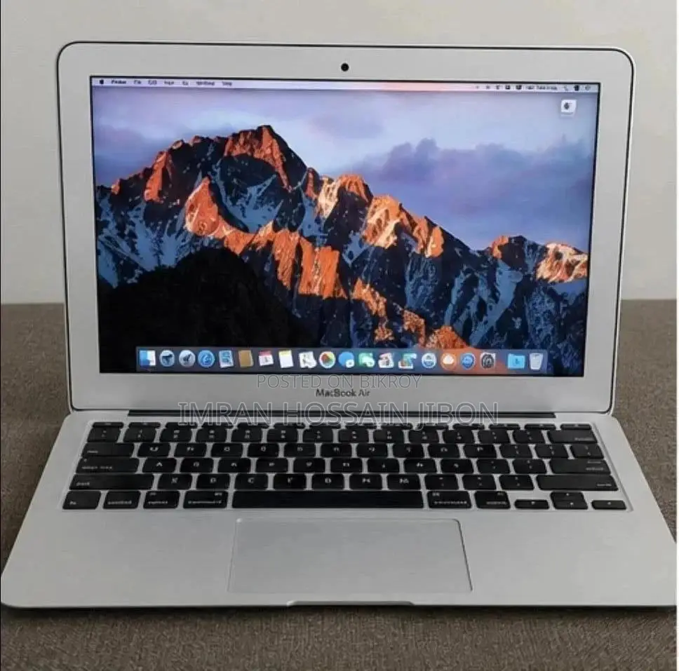 Laptop Apple MacBook 2017 8GB Intel Core i5 SSD 500GB