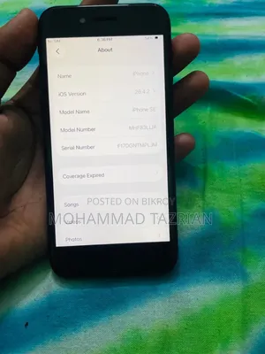 Apple iPhone SE (2020) 64 GB Black