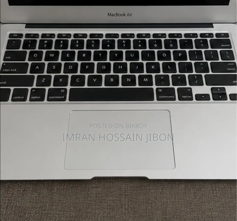 Laptop Apple MacBook 2017 8GB Intel Core i5 SSD 500GB
