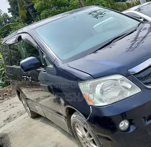 Toyota Noah 2.0 AWD (8 Seater) 2004 Blue