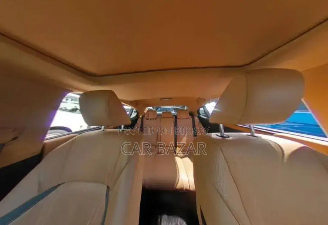Lexus ES 300h Luxury 2021 Black