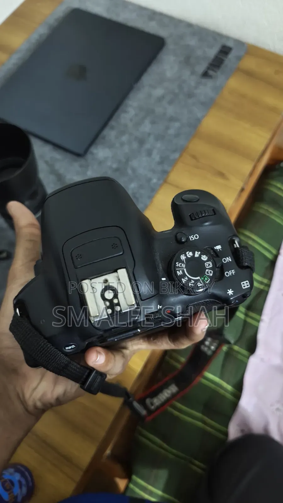 Canon Eos 700d With Canon Lens 75/300