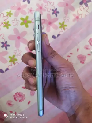 Apple iPhone 11 64 GB