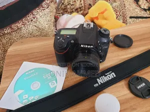 Nikon D7100 Professional Dslr With Prime Lens