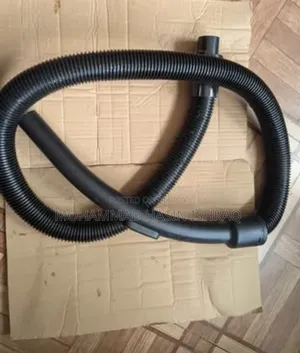 Philips Powercyclone Bagless Vacuum Cleaner (International Version)
