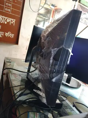 100% Fresh Dell 22 Monitor with USB Port