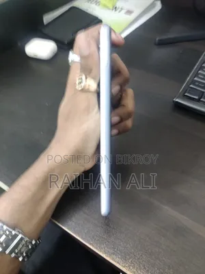 Samsung Galaxy A50 64 GB White