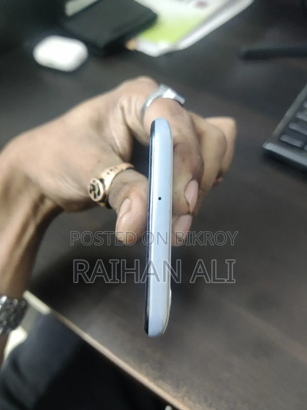Samsung Galaxy A50 64 GB White