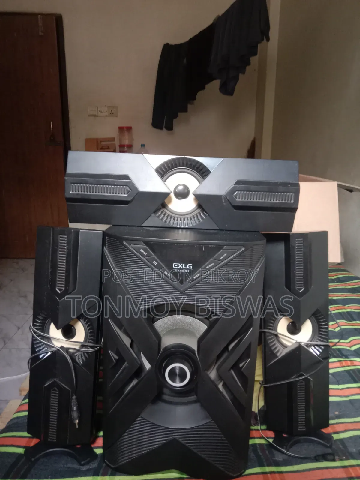 Sound Box - Selling my cherished item due to urgent need for money
