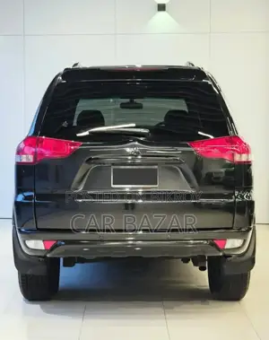 Mitsubishi Pajero Sport 2012 Black