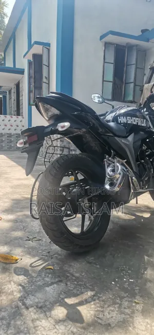 সুজুকি জিক্সার মনোটোন ২০২৫ ব্ল্যাক
