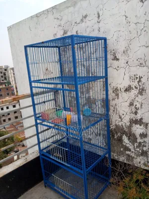 কবুতরের খাঁচা