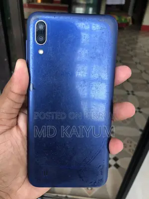 Samsung Galaxy M10 32 GB ব্লু