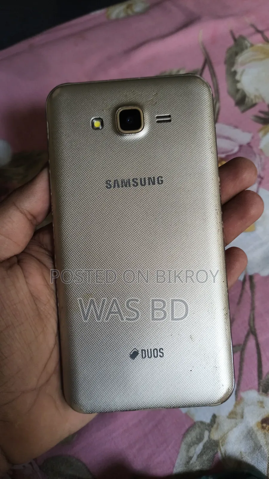 Samsung Galaxy J7 32 GB Gold