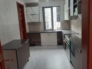 4bdrm Apartment in Gulshan for Rent