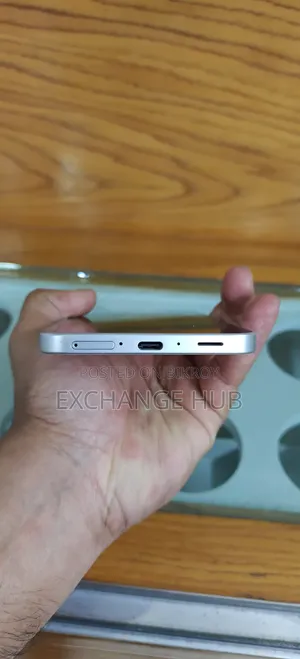 স্যামসাং গ্যালাক্সি এ৩৬ ১২৮ জিবি সিলভার