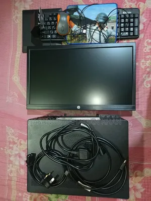 Desktop Computer 8GB AMD Ryzen 5 SSD 256GB