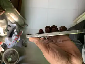 Apple iPhone 15 Pro 128 GB Gray