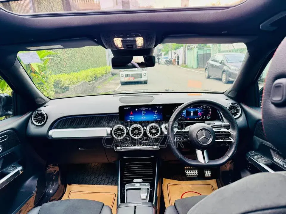 Mercedes-Benz GLB-Class GLB 200 4MATIC 2022 Black