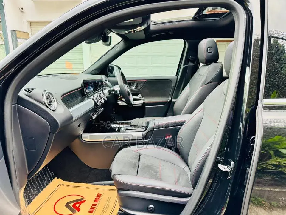 Mercedes-Benz GLB-Class GLB 200 4MATIC 2022 Black