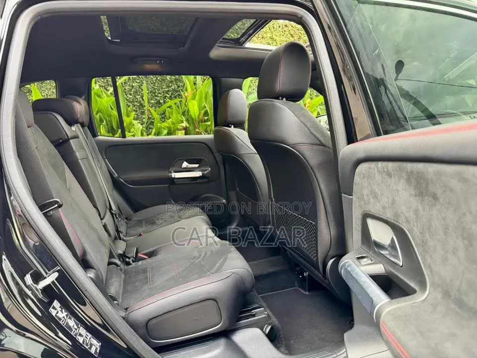Mercedes-Benz GLB-Class GLB 200 4MATIC 2022 Black