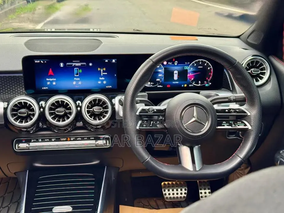 Mercedes-Benz GLB-Class GLB 200 4MATIC 2022 Black
