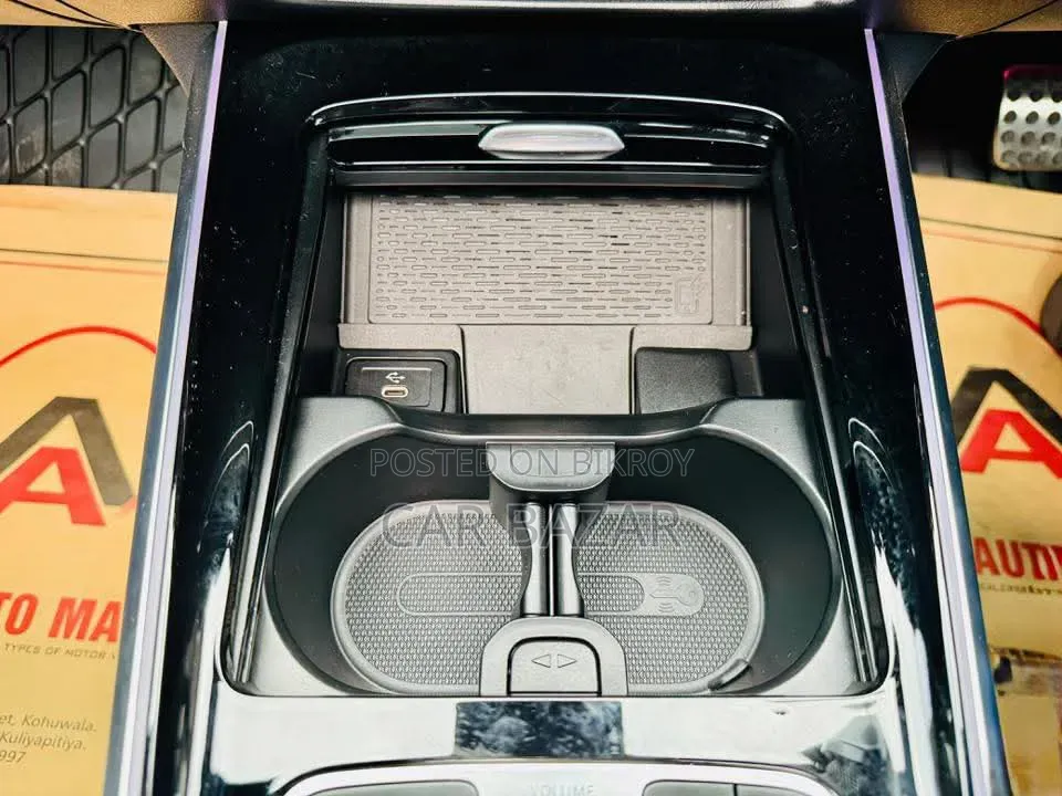 Mercedes-Benz GLB-Class GLB 200 4MATIC 2022 Black