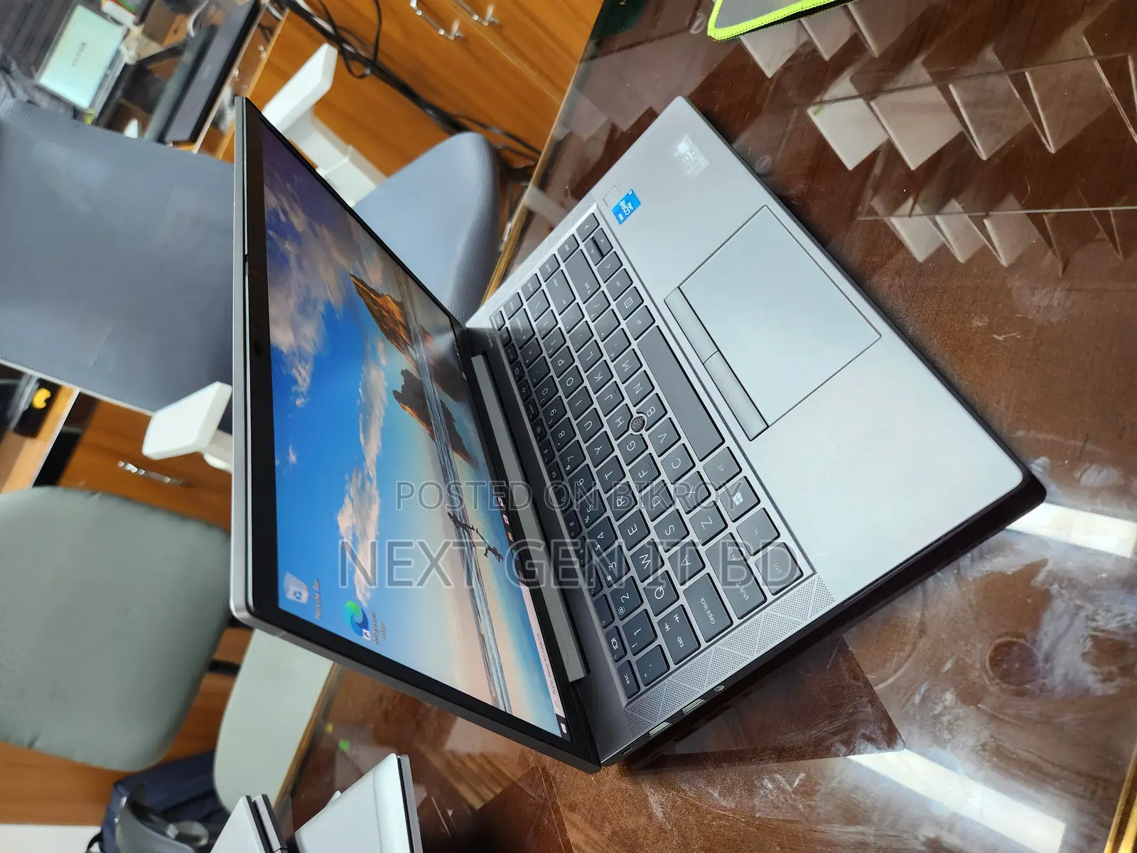 Laptop HP ZBook Firefly G8 16GB Intel Core I7 SSD 512GB