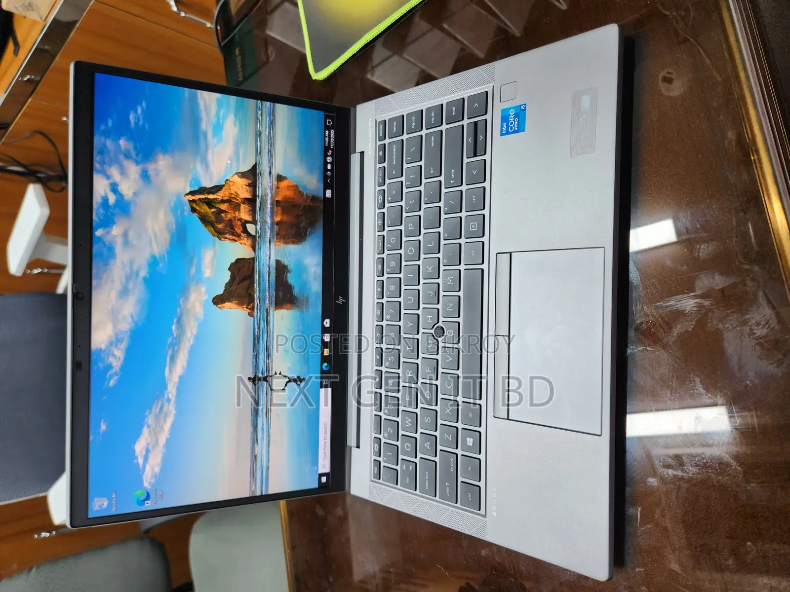Laptop HP ZBook Firefly G8 16GB Intel Core I7 SSD 512GB